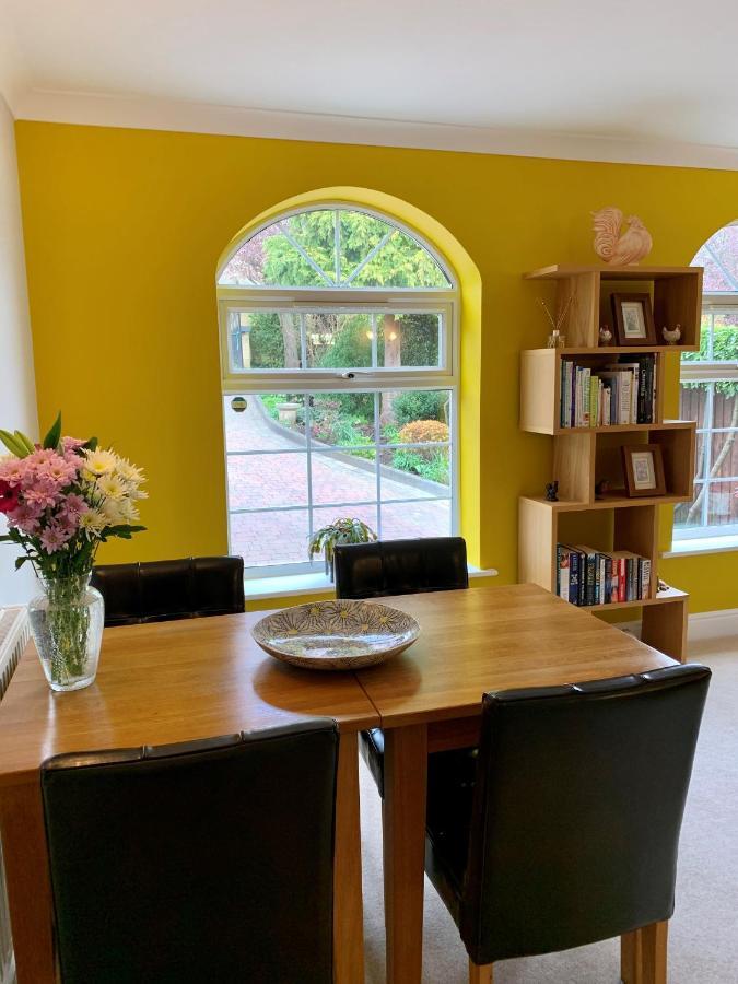 Homelands Apartment Cheltenham Bagian luar foto