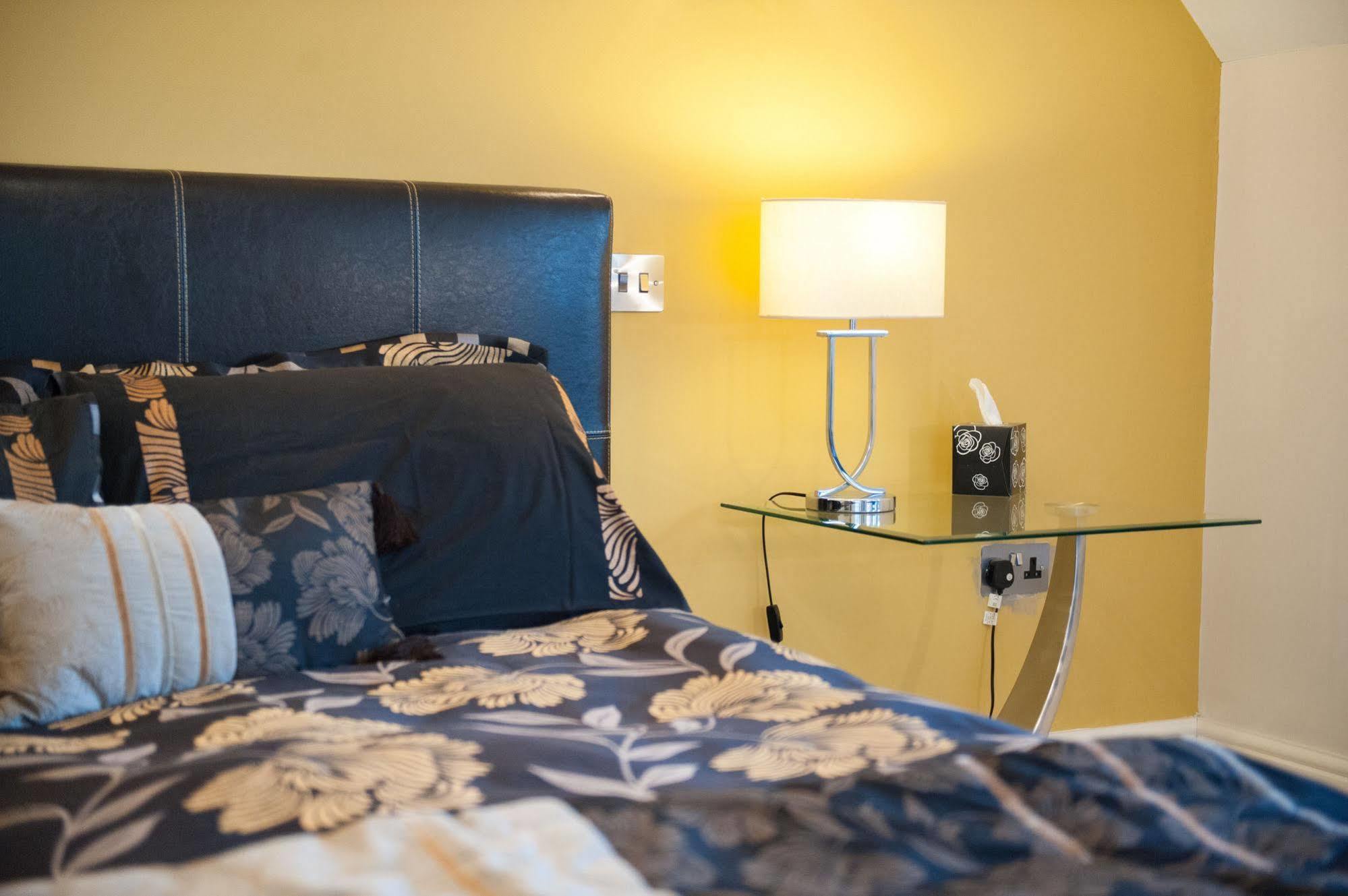 Homelands Apartment Cheltenham Bagian luar foto